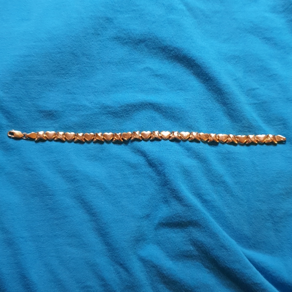 10kt heart bracelet